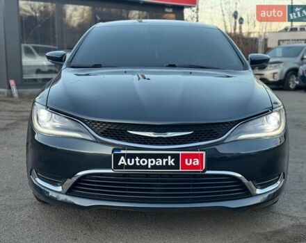 Сірий Крайслер 200, об'ємом двигуна 2.4 л та пробігом 145 тис. км за 10640 $, фото 2 на Automoto.ua