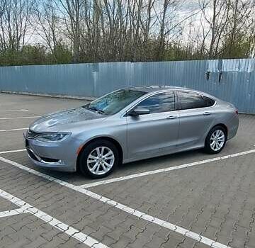 Серый Крайслер 200, объемом двигателя 2.36 л и пробегом 157 тыс. км за 9900 $, фото 3 на Automoto.ua