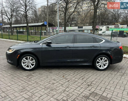 Серый Крайслер 200, объемом двигателя 2.36 л и пробегом 200 тыс. км за 10900 $, фото 2 на Automoto.ua