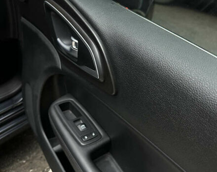 Сірий Крайслер 200, об'ємом двигуна 2.4 л та пробігом 188 тис. км за 10499 $, фото 15 на Automoto.ua