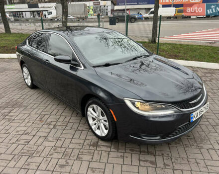 Серый Крайслер 200, объемом двигателя 2.36 л и пробегом 200 тыс. км за 10900 $, фото 8 на Automoto.ua