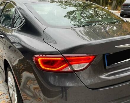 Серый Крайслер 200, объемом двигателя 2.4 л и пробегом 243 тыс. км за 6999 $, фото 7 на Automoto.ua