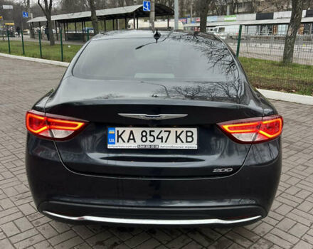 Серый Крайслер 200, объемом двигателя 2.36 л и пробегом 200 тыс. км за 10900 $, фото 13 на Automoto.ua