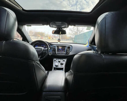 Серый Крайслер 200, объемом двигателя 3.61 л и пробегом 156 тыс. км за 10800 $, фото 9 на Automoto.ua