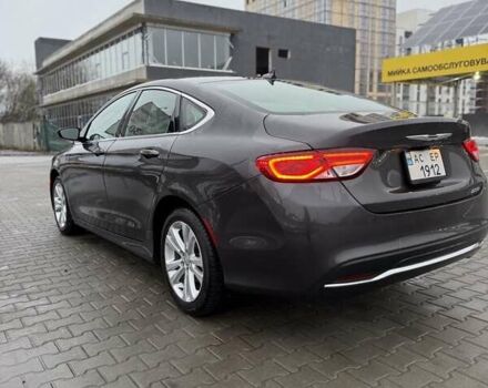 Сірий Крайслер 200, об'ємом двигуна 2.4 л та пробігом 109 тис. км за 11500 $, фото 4 на Automoto.ua