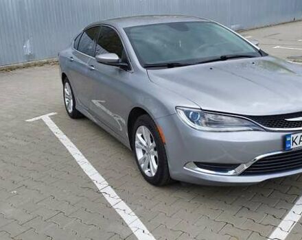 Серый Крайслер 200, объемом двигателя 2.36 л и пробегом 157 тыс. км за 9900 $, фото 18 на Automoto.ua