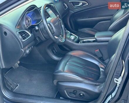 Сірий Крайслер 200, об'ємом двигуна 2.4 л та пробігом 145 тис. км за 10640 $, фото 14 на Automoto.ua