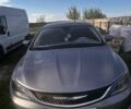 Серый Крайслер 200, объемом двигателя 2.36 л и пробегом 60 тыс. км за 11000 $, фото 2 на Automoto.ua