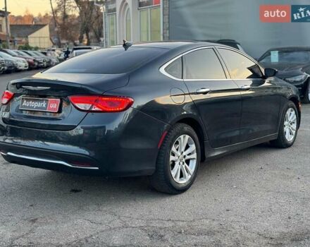 Сірий Крайслер 200, об'ємом двигуна 2.4 л та пробігом 145 тис. км за 10640 $, фото 5 на Automoto.ua