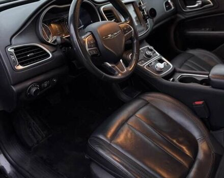 Сірий Крайслер 200, об'ємом двигуна 2.4 л та пробігом 109 тис. км за 11500 $, фото 13 на Automoto.ua