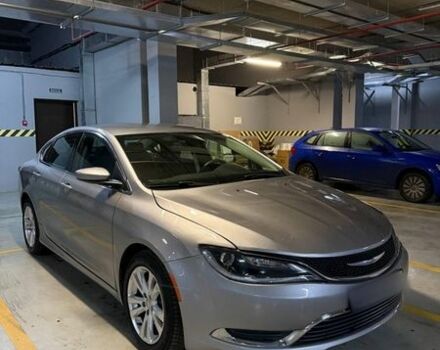 Серый Крайслер 200, объемом двигателя 2.36 л и пробегом 123 тыс. км за 9200 $, фото 1 на Automoto.ua