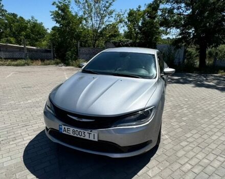 Серый Крайслер 200, объемом двигателя 2.36 л и пробегом 185 тыс. км за 8200 $, фото 1 на Automoto.ua