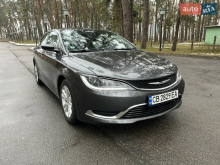 Крайслер 200 2014 в Чернигове на Automoto.ua Серый Крайслер 200, объемом двигателя 2.4 л и пробегом 233 тыс. км за 8500 $, фото 1 на Automoto.ua