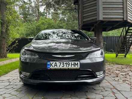 Крайслер 200 2014 в Киеве на Automoto.ua Серый Крайслер 200, объемом двигателя 3.61 л и пробегом 202 тыс. км за 9900 $, фото 1 на Automoto.ua