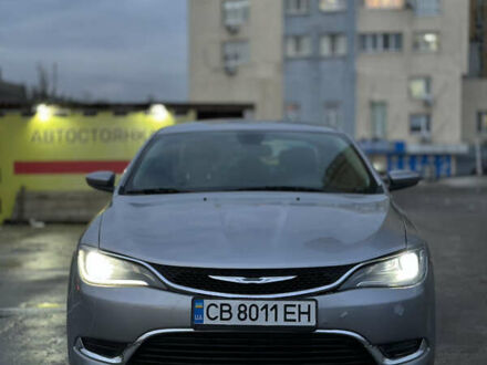 Серый Крайслер 200, объемом двигателя 2.4 л и пробегом 200 тыс. км за 8500 $, фото 1 на Automoto.ua