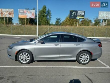 Сірий Крайслер 200, об'ємом двигуна 2.36 л та пробігом 199 тис. км за 8100 $, фото 1 на Automoto.ua