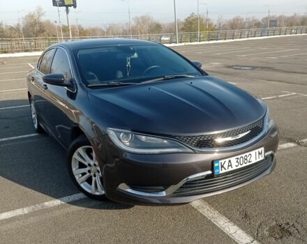 Серый Крайслер 200, объемом двигателя 2.4 л и пробегом 189 тыс. км за 8768 $, фото 1 на Automoto.ua