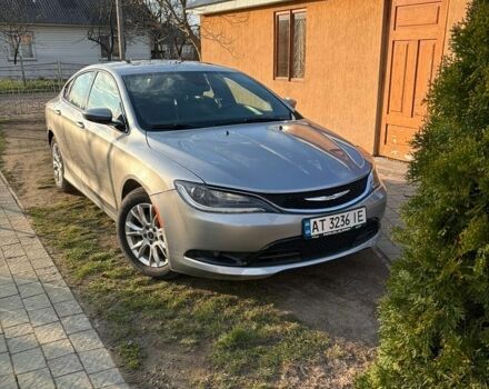 Сірий Крайслер 200, об'ємом двигуна 2.36 л та пробігом 260 тис. км за 9300 $, фото 1 на Automoto.ua