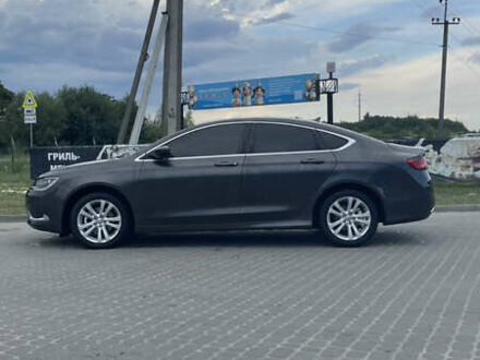 Сірий Крайслер 200, об'ємом двигуна 2.36 л та пробігом 250 тис. км за 10000 $, фото 1 на Automoto.ua