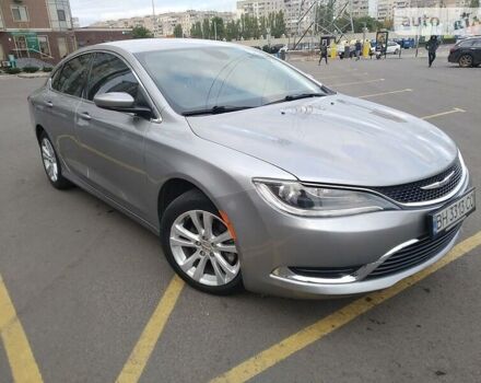 Серый Крайслер 200, объемом двигателя 2.4 л и пробегом 80 тыс. км за 10400 $, фото 1 на Automoto.ua