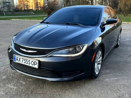 Крайслер 200 2015 у Лозовой на Automoto.ua Сірий Крайслер 200, об'ємом двигуна 24 л та пробігом 203 тис. км за 8900 $, фото 1 на Automoto.ua