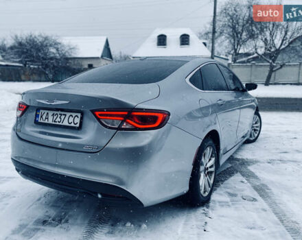 Сірий Крайслер 200, об'ємом двигуна 2.36 л та пробігом 278 тис. км за 8900 $, фото 1 на Automoto.ua