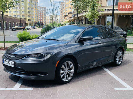 Серый Крайслер 200, объемом двигателя 2.36 л и пробегом 111 тыс. км за 10200 $, фото 1 на Automoto.ua