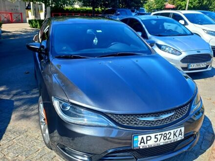 Серый Крайслер 200, объемом двигателя 2.4 л и пробегом 110 тыс. км за 10200 $, фото 1 на Automoto.ua