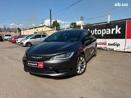 Крайслер 200 2015 в Запорожье на Automoto.ua Серый Крайслер 200, объемом двигателя 2.4 л и пробегом 110 тыс. км за 10990 $, фото 1 на Automoto.ua