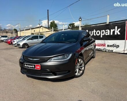 Серый Крайслер 200, объемом двигателя 2.4 л и пробегом 110 тыс. км за 10990 $, фото 1 на Automoto.ua