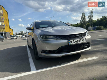 Крайслер 200 2015 у Києві на Automoto.ua Сірий Крайслер 200, об'ємом двигуна 2.36 л та пробігом 150 тис. км за 10500 $, фото 1 на Automoto.ua