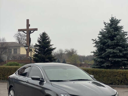 Серый Крайслер 200, объемом двигателя 2.36 л и пробегом 257 тыс. км за 9600 $, фото 1 на Automoto.ua