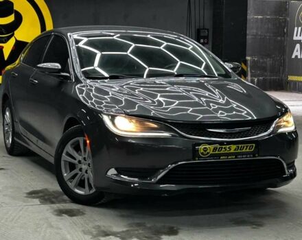 Серый Крайслер 200, объемом двигателя 0 л и пробегом 175 тыс. км за 10700 $, фото 1 на Automoto.ua