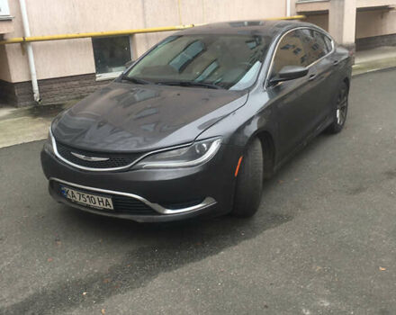 Серый Крайслер 200, объемом двигателя 2.4 л и пробегом 207 тыс. км за 6500 $, фото 1 на Automoto.ua