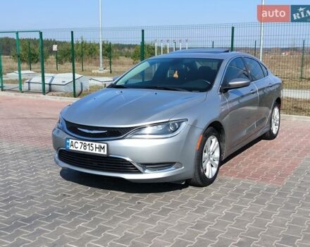 Сірий Крайслер 200, об'ємом двигуна 2.36 л та пробігом 184 тис. км за 13200 $, фото 1 на Automoto.ua