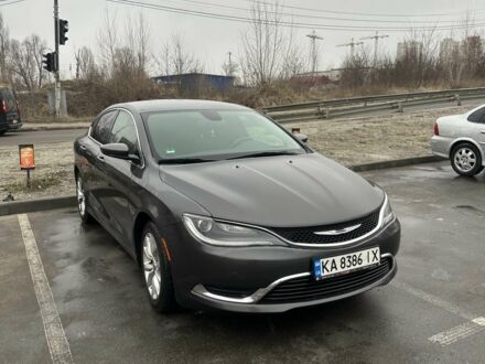 Сірий Крайслер 200, об'ємом двигуна 2.36 л та пробігом 183 тис. км за 9600 $, фото 1 на Automoto.ua