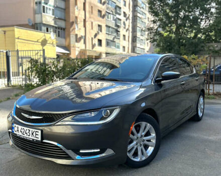Сірий Крайслер 200, об'ємом двигуна 2.36 л та пробігом 147 тис. км за 13500 $, фото 1 на Automoto.ua