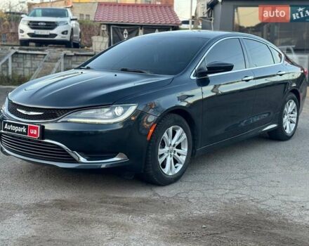 Серый Крайслер 200, объемом двигателя 2.4 л и пробегом 145 тыс. км за 10640 $, фото 1 на Automoto.ua