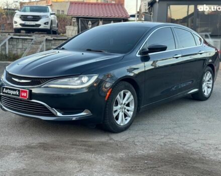 Серый Крайслер 200, объемом двигателя 2.4 л и пробегом 145 тыс. км за 10640 $, фото 1 на Automoto.ua