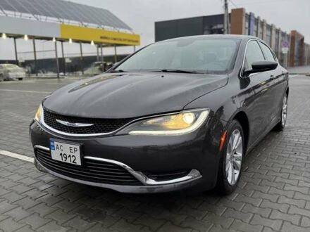 Серый Крайслер 200, объемом двигателя 2.4 л и пробегом 109 тыс. км за 11500 $, фото 1 на Automoto.ua