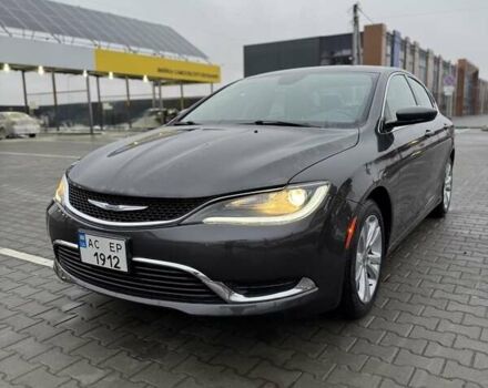 Серый Крайслер 200, объемом двигателя 2.4 л и пробегом 109 тыс. км за 11500 $, фото 1 на Automoto.ua