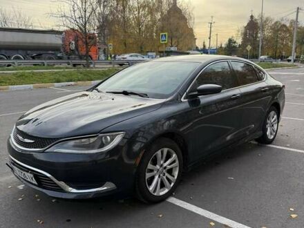 Серый Крайслер 200, объемом двигателя 2.36 л и пробегом 175 тыс. км за 8133 $, фото 1 на Automoto.ua