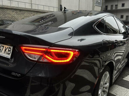 Сірий Крайслер 200, об'ємом двигуна 2.4 л та пробігом 188 тис. км за 10499 $, фото 1 на Automoto.ua