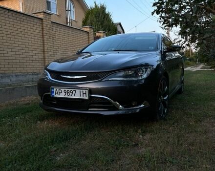 Серый Крайслер 200, объемом двигателя 3.6 л и пробегом 105 тыс. км за 12800 $, фото 1 на Automoto.ua