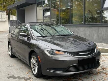 Серый Крайслер 200, объемом двигателя 2.4 л и пробегом 243 тыс. км за 6999 $, фото 1 на Automoto.ua