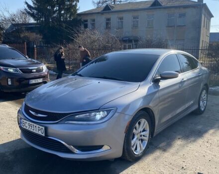 Серый Крайслер 200, объемом двигателя 2.4 л и пробегом 290 тыс. км за 9999 $, фото 1 на Automoto.ua