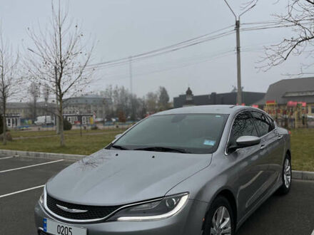 Крайслер 200 2016 в Вышгороде на Automoto.ua Серый Крайслер 200, объемом двигателя 2.36 л и пробегом 224 тыс. км за 8450 $, фото 1 на Automoto.ua