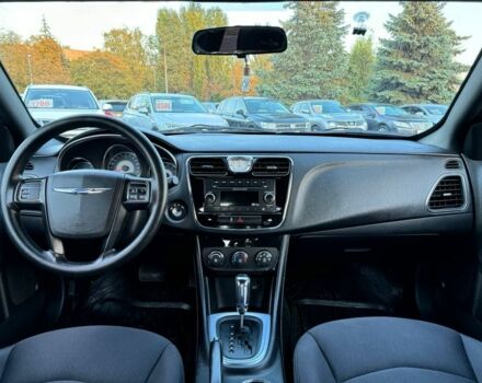 Синий Крайслер 200, объемом двигателя 0 л и пробегом 154 тыс. км за 7200 $, фото 12 на Automoto.ua