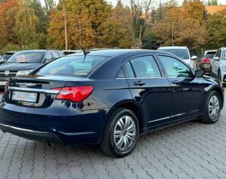 Синий Крайслер 200, объемом двигателя 0 л и пробегом 154 тыс. км за 7200 $, фото 6 на Automoto.ua