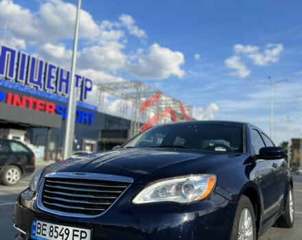 Синий Крайслер 200, объемом двигателя 2.4 л и пробегом 133 тыс. км за 8800 $, фото 1 на Automoto.ua